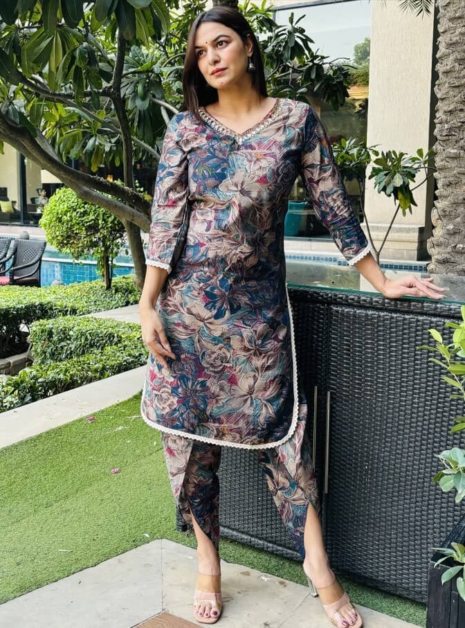 Wear style and comfort with the Multicolor Floral Printed Muslin Kurta Dhoti Set. image 3