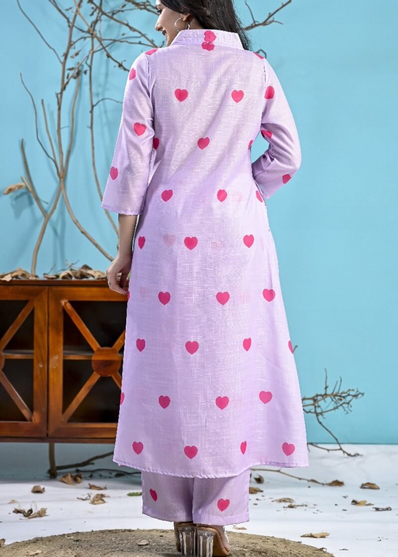 Enjoy the Stylish Look with the Lavender Cotton Heart Print Outfit Set image 3