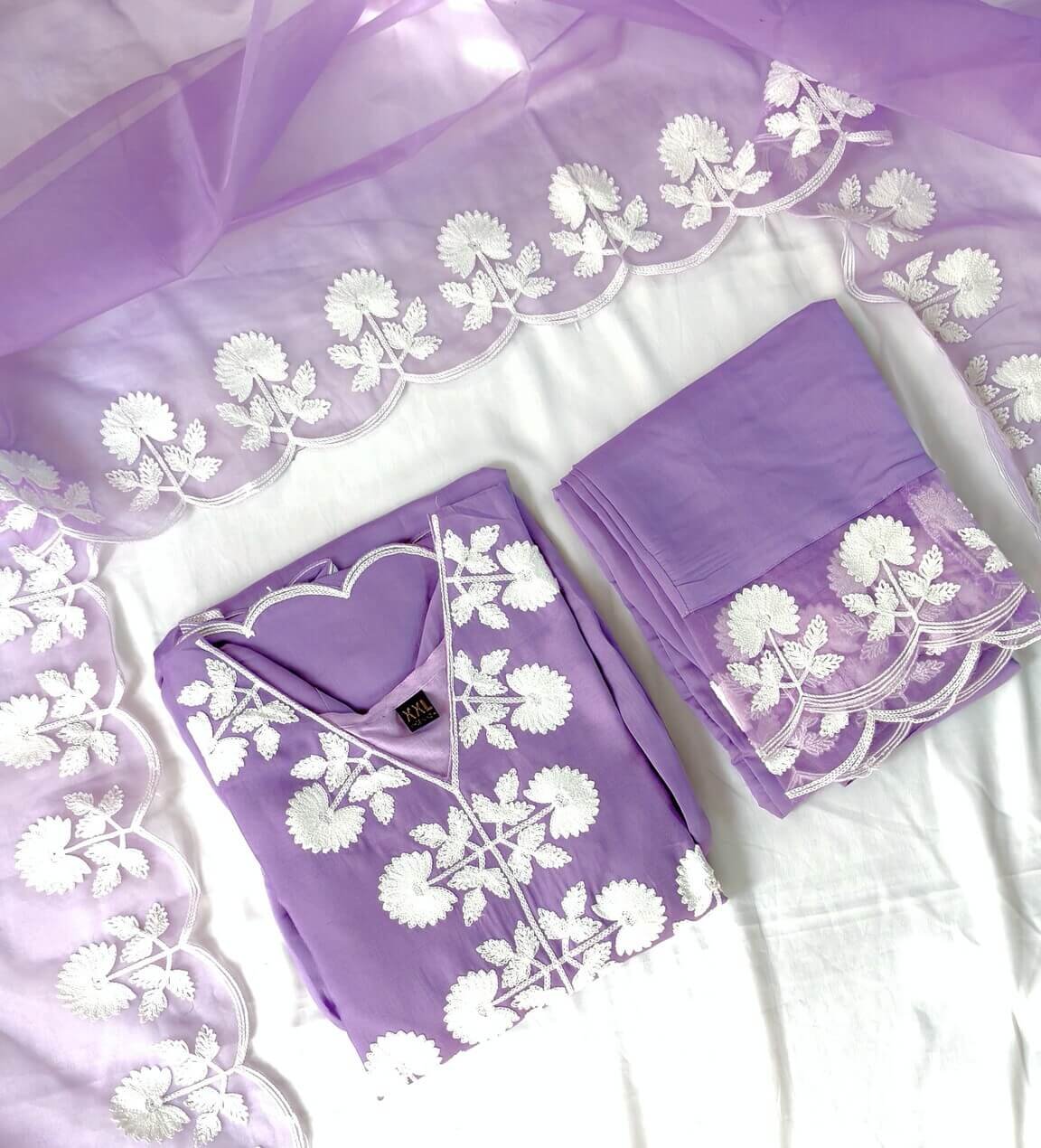 Enjoy the elegance of the Lavender Roman Silk Kurta Pant Set with Dupatta. image 5