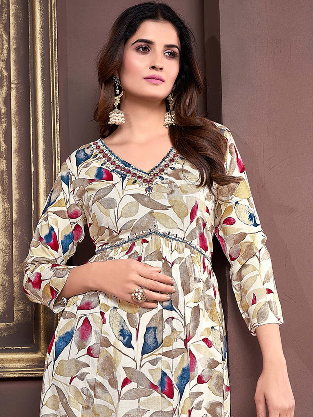 Make Your Look Bright with a Multicolor Printed Rayon Kurta Set image 3
