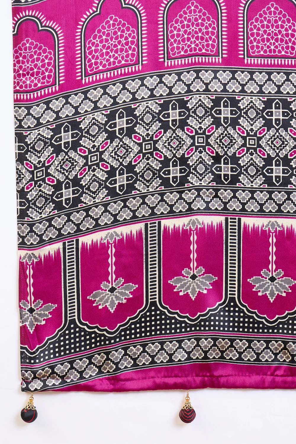 Look Stunning in a Peacock Blue Semi Modal Saree with Blouse Piece image 4