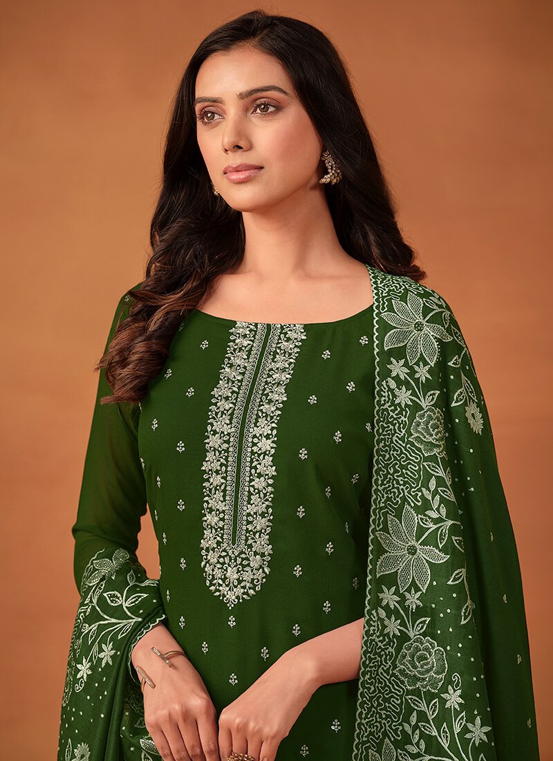Improve your style with a green embroidered georgette semi-stitched salwar kameez set. image 2