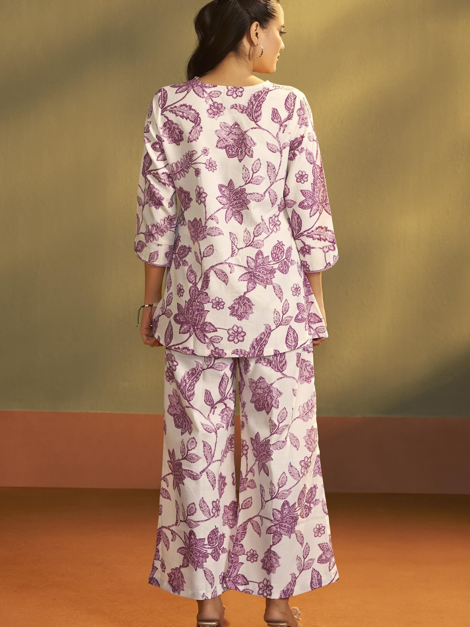 Boost Your Style with a Cream Printed Cotton Blend Co-Ord Set image 2