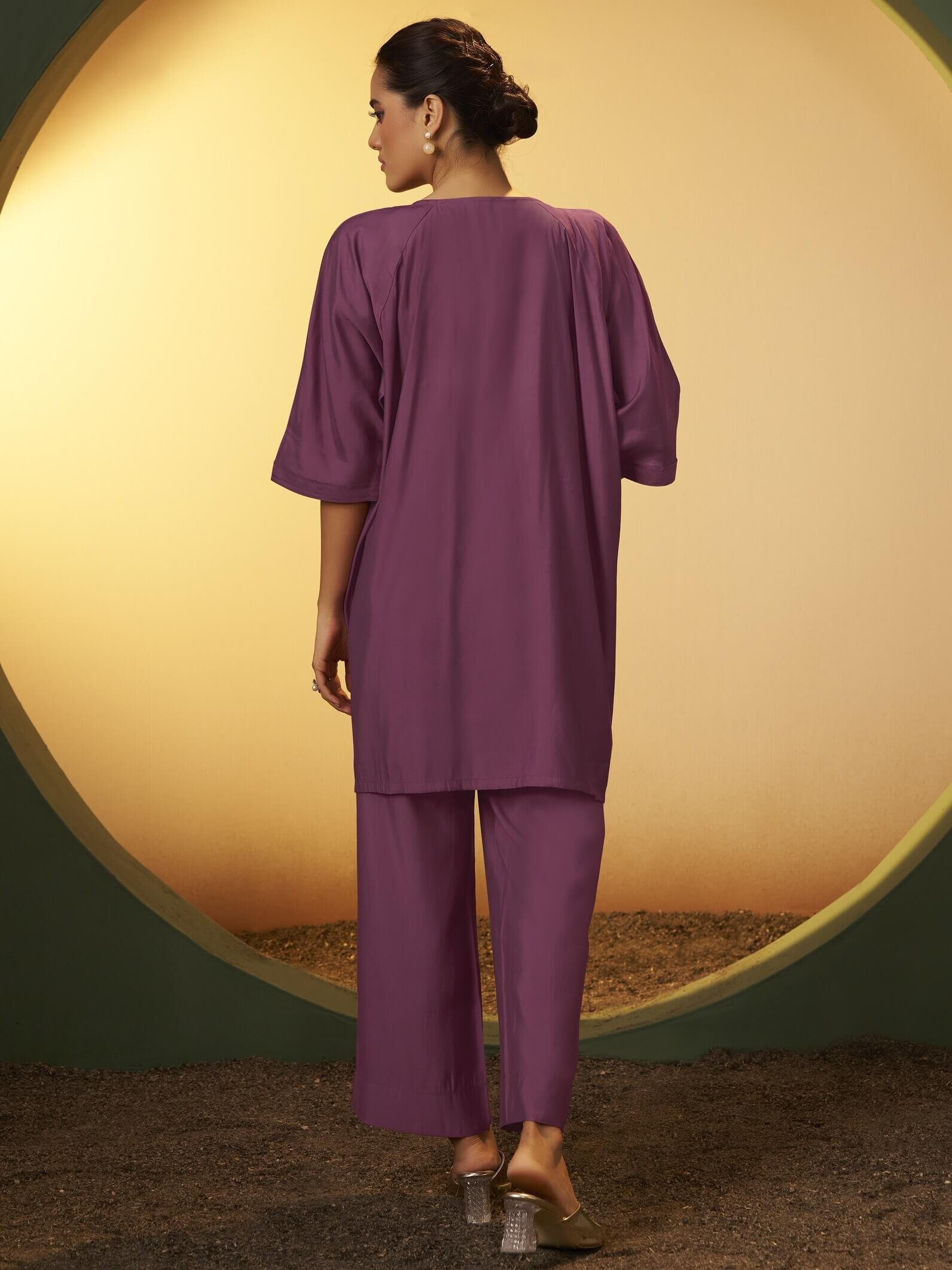 Feel fabulous in a dusty pink Roman silk set with beautiful embroidery. image 2