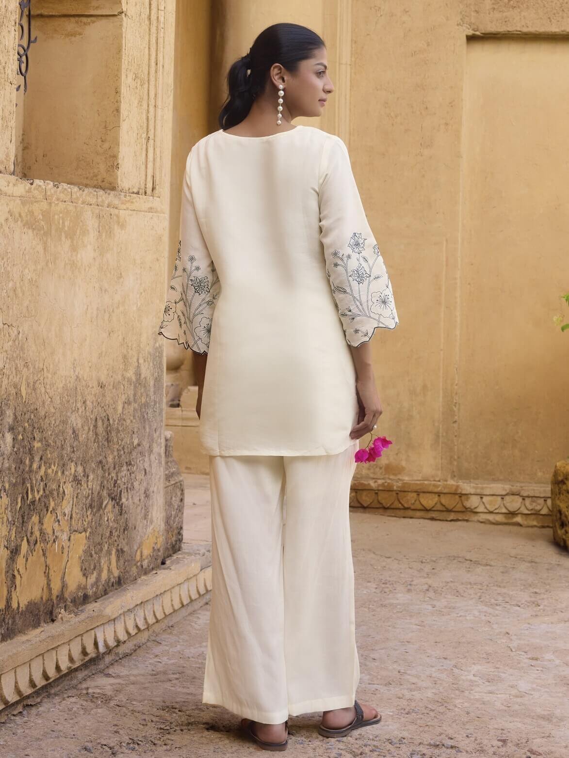 Glow and Sparkle with an Off-White Roman Silk Set with Embroidery image 2