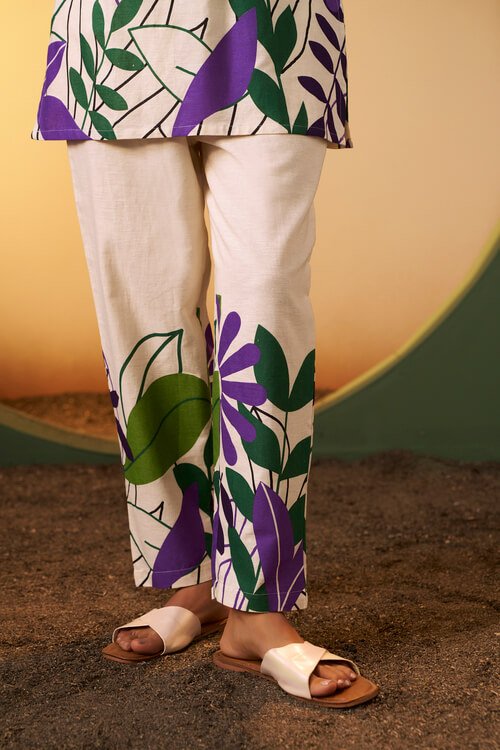 Get Stylish with the Off White Floral Printed Cotton Two-Piece Set image 4