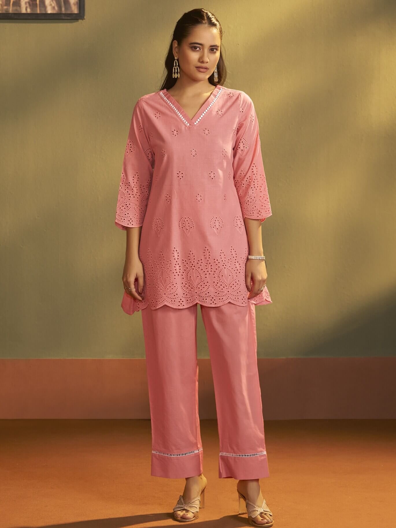 Look Stylish with the Pink Floral Schiffli Cotton Set