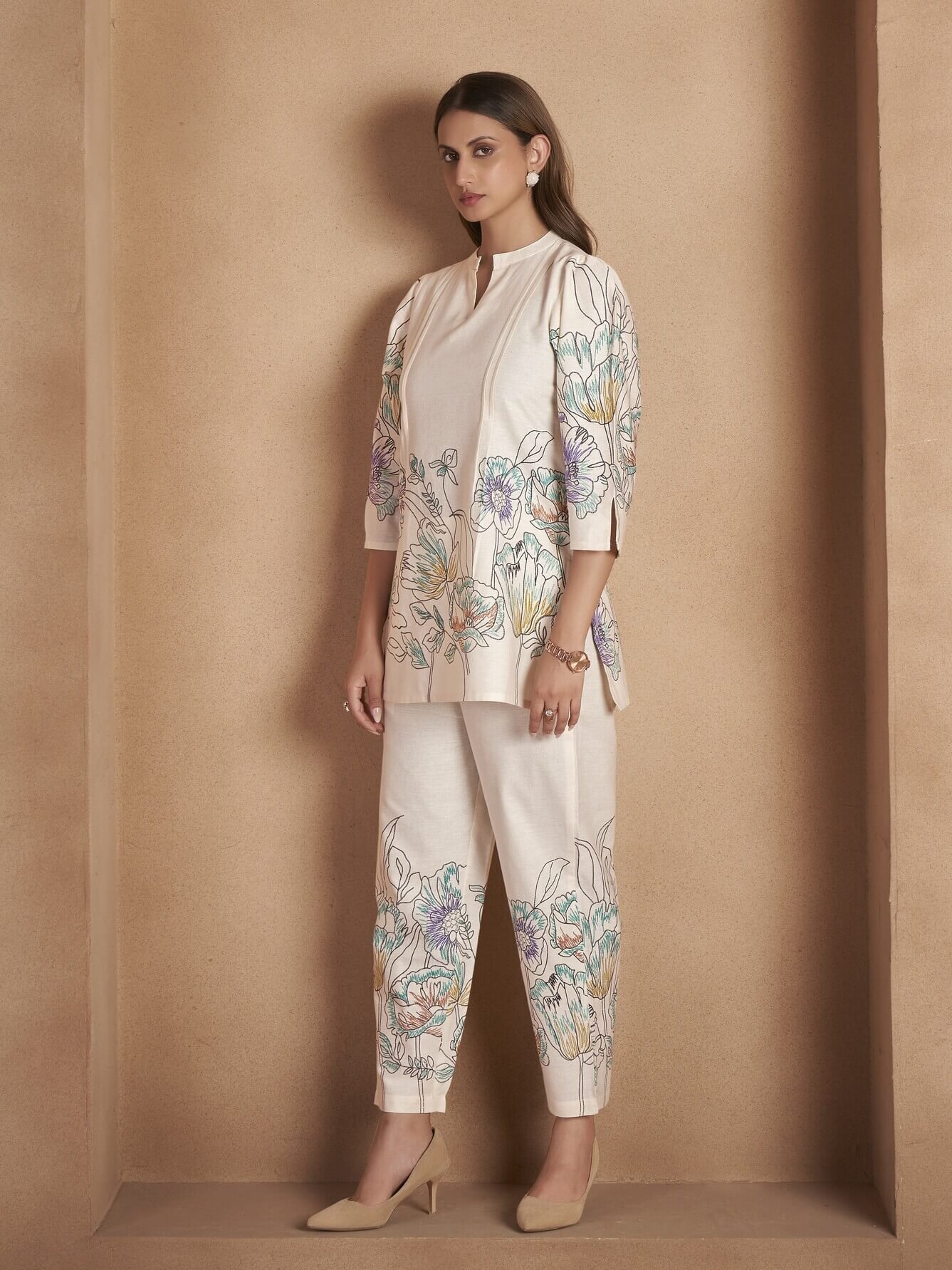 Feel fabulous in the White Pure Cotton Floral Printed Co-Ord Set. image 3