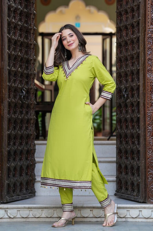 Enhance Your Look with Green Cotton Kurta and Pant Set with Zari Work image 2