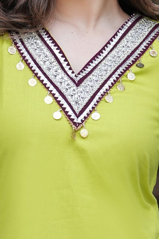 Enhance Your Look with Green Cotton Kurta and Pant Set with Zari Work image 4