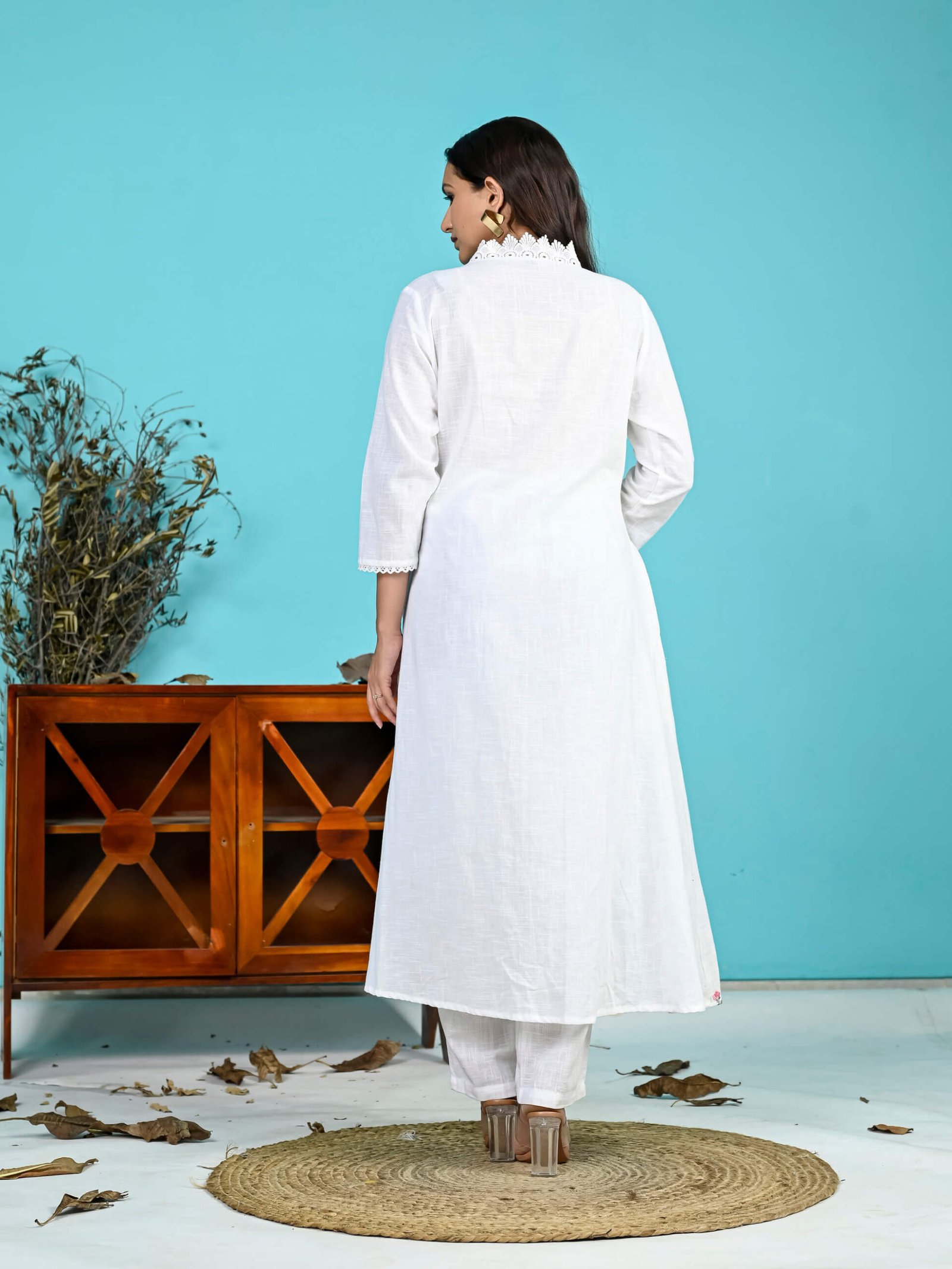 Stylish and Elegant White Cotton Kurta with Embroidery and Palazzo Set image 4